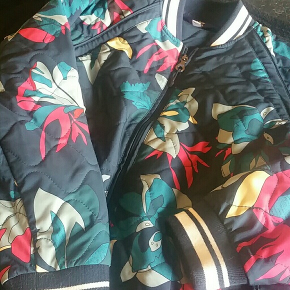 Jacket - Picture 2 of 3